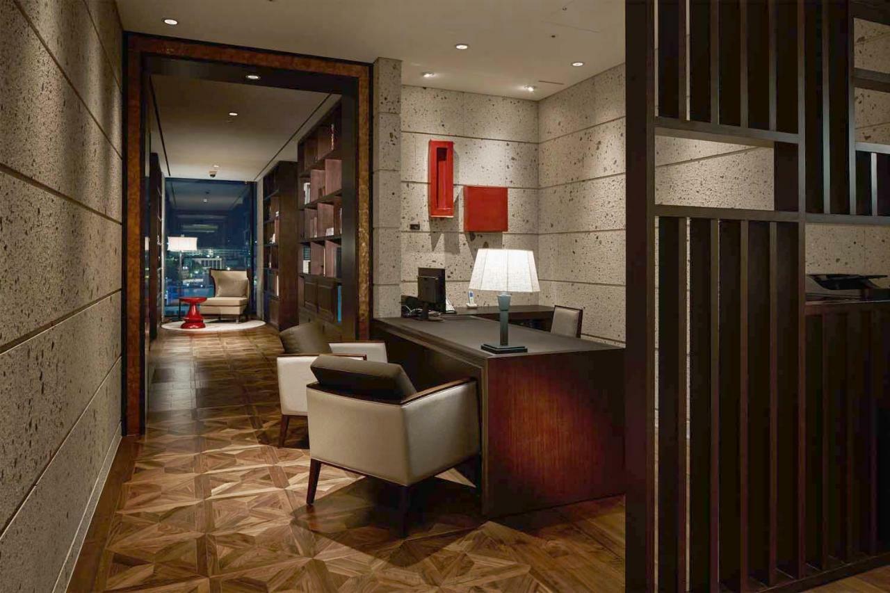 Royal Hotel Сеул Екстериор снимка