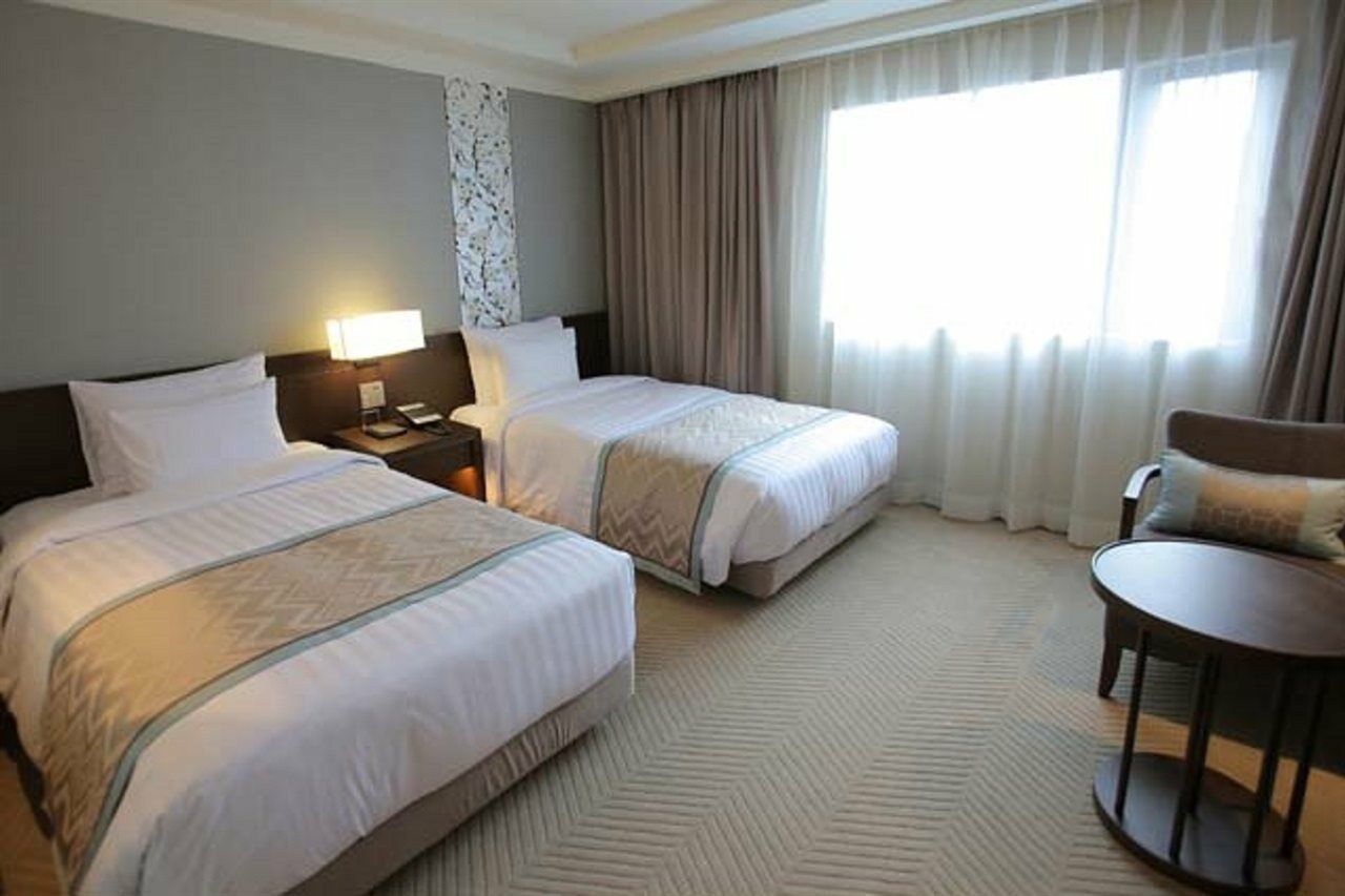 Royal Hotel Сеул Екстериор снимка